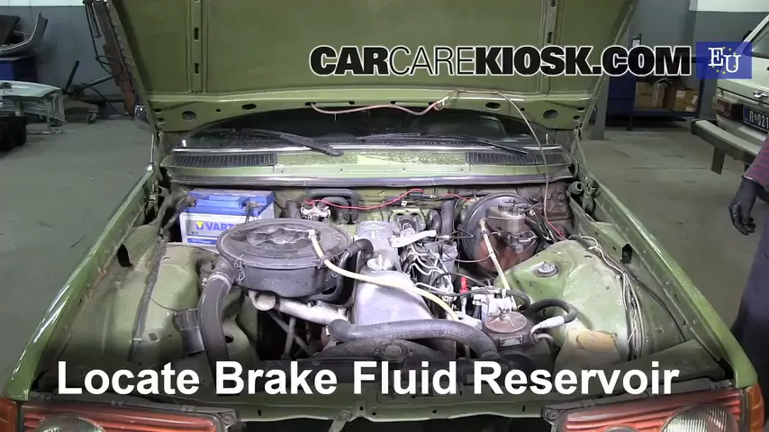 1983 Mercedes-Benz 200D 2.0L 4 Cyl. Diesel Brake Fluid